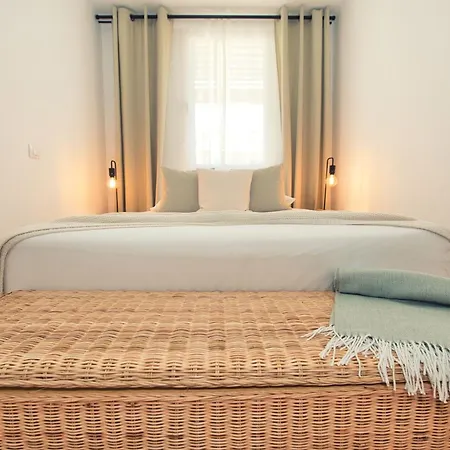 Ocean View Perfect Sunset Apartment, 4 137m2, Wifi & Bbq 圣米格尔德阿沃纳