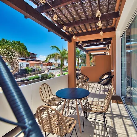 Daire Ocean View Perfect Sunset Apartment, 4 137m2, Wifi & Bbq