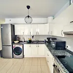 Ocean View Perfect Sunset Apartment, 4 137m2, Wifi & Bbq Apartamento